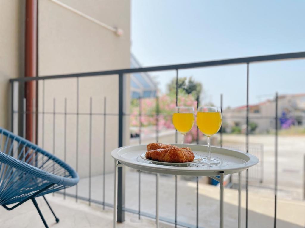 Caramel Comforts With Sea View In Stinjan Only 300 Meters From The Beach Pula Exterior foto