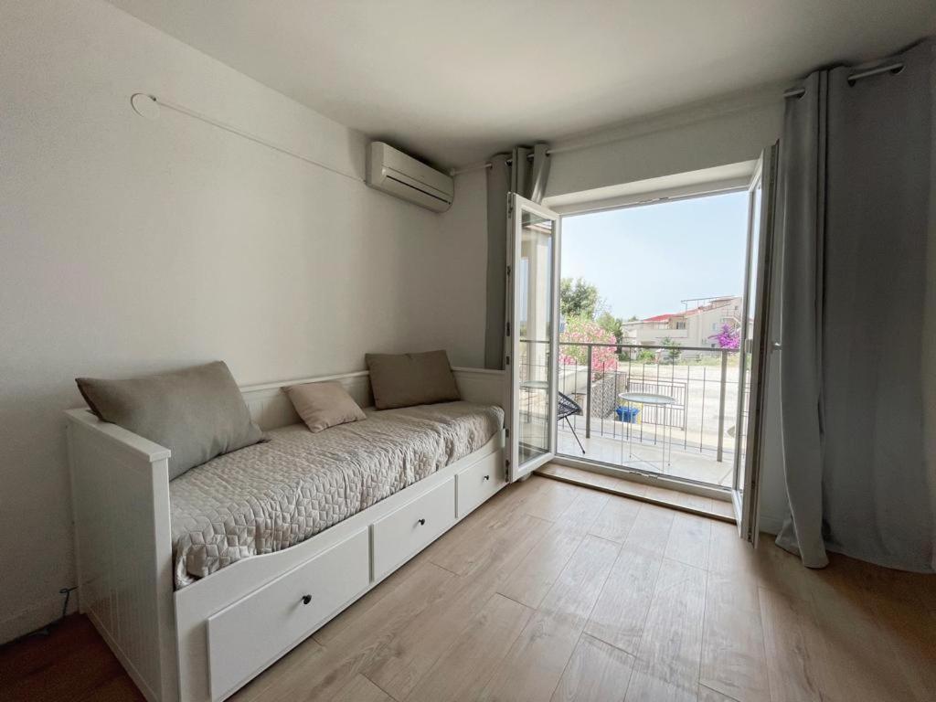 Caramel Comforts With Sea View In Stinjan Only 300 Meters From The Beach Pula Exterior foto