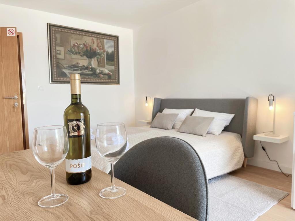Caramel Comforts With Sea View In Stinjan Only 300 Meters From The Beach Pula Exterior foto