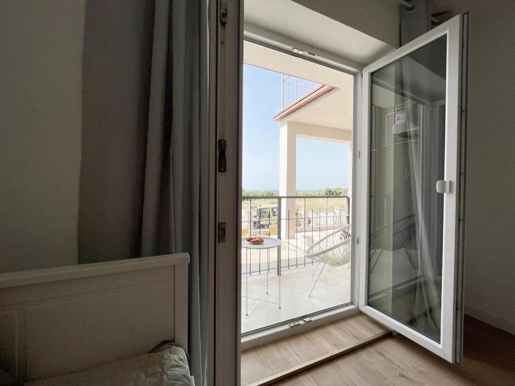 Caramel Comforts With Sea View In Stinjan Only 300 Meters From The Beach Pula Exterior foto