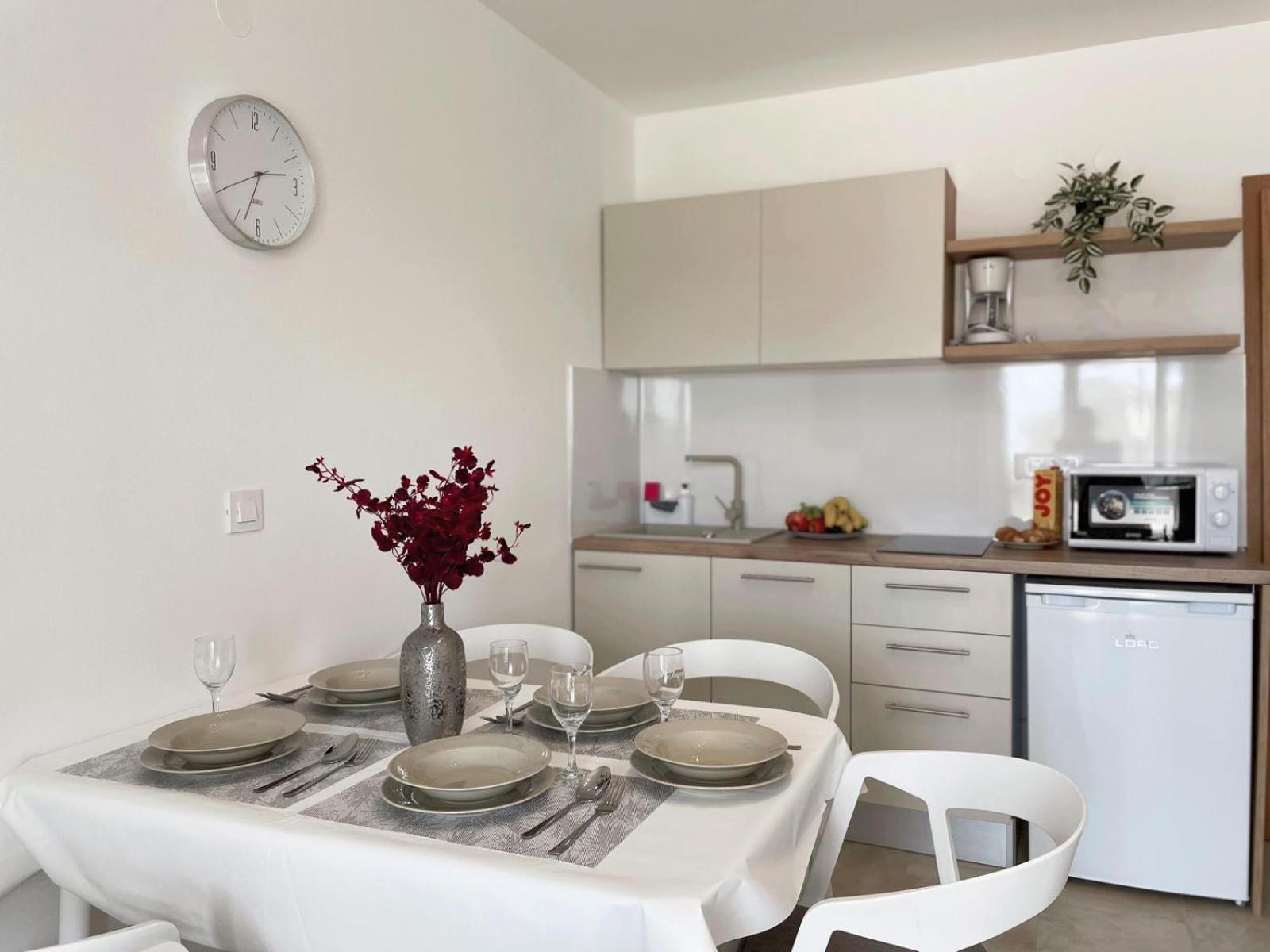 Caramel Comforts With Sea View In Stinjan Only 300 Meters From The Beach Pula Exterior foto